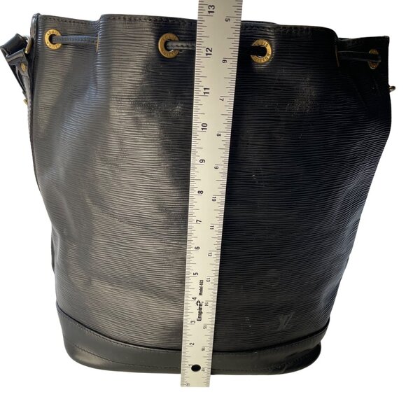 Louis Vuitton Black Epi Leather Noe Drawstring Bucket Bag With Adjustable Strap - Picture 16 of 16